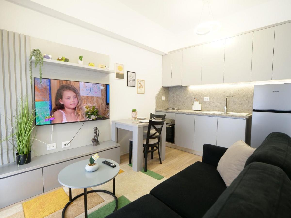 Comfy Studio At 'Mangalem21 Complex' Parking-Wifi-Ac-View Тирана Экстерьер фото