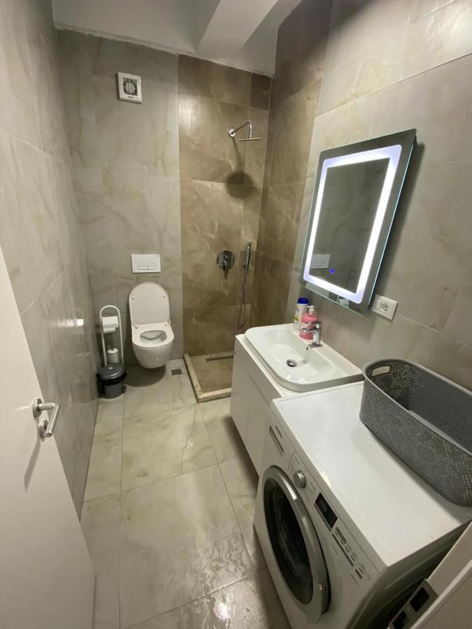 Comfy Studio At 'Mangalem21 Complex' Parking-Wifi-Ac-View Тирана Экстерьер фото
