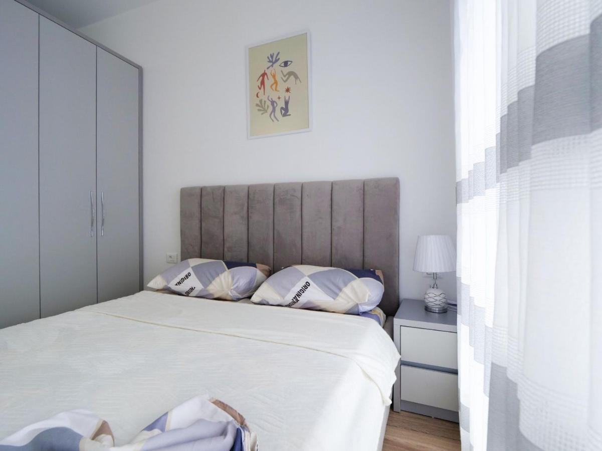 Comfy Studio At 'Mangalem21 Complex' Parking-Wifi-Ac-View Тирана Экстерьер фото