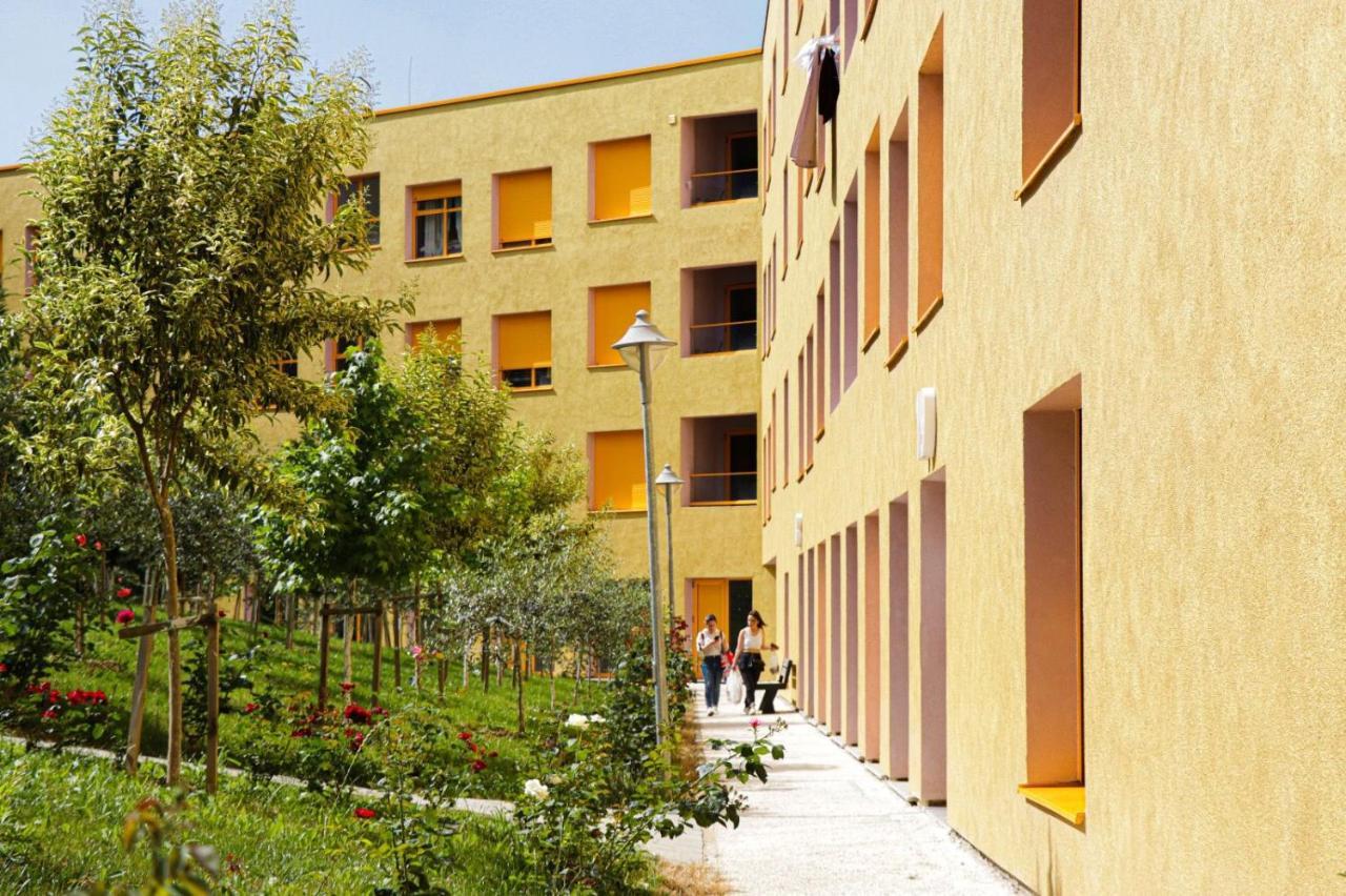 Comfy Studio At 'Mangalem21 Complex' Parking-Wifi-Ac-View Тирана Экстерьер фото
